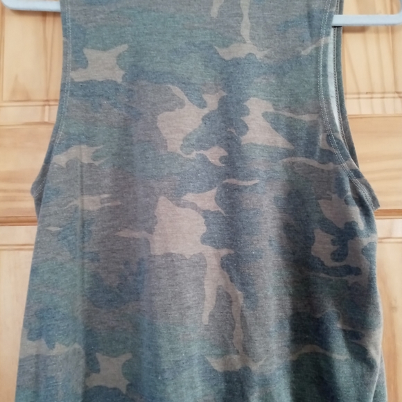 Tank top - Picture 4 of 4